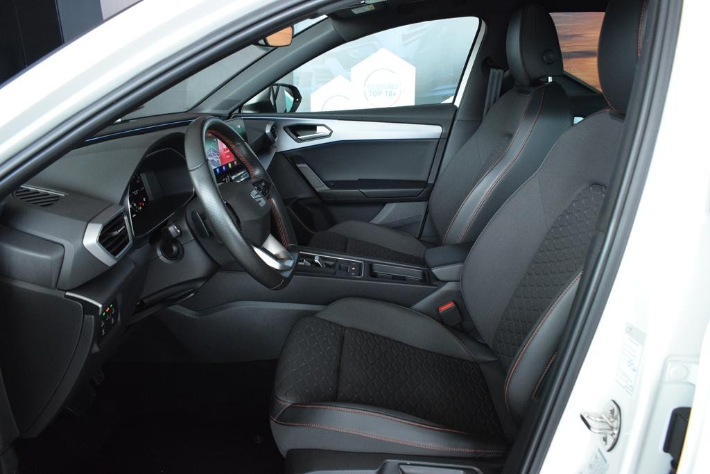 seat-leon-2022-diesel-1968cc