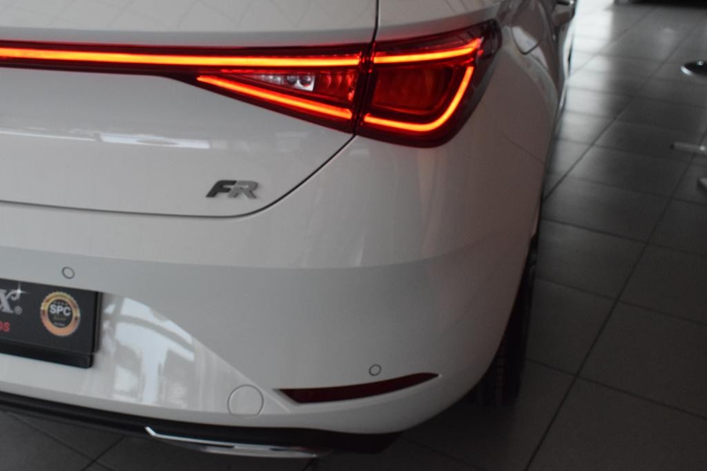 seat-leon-2022-diesel-1968cc