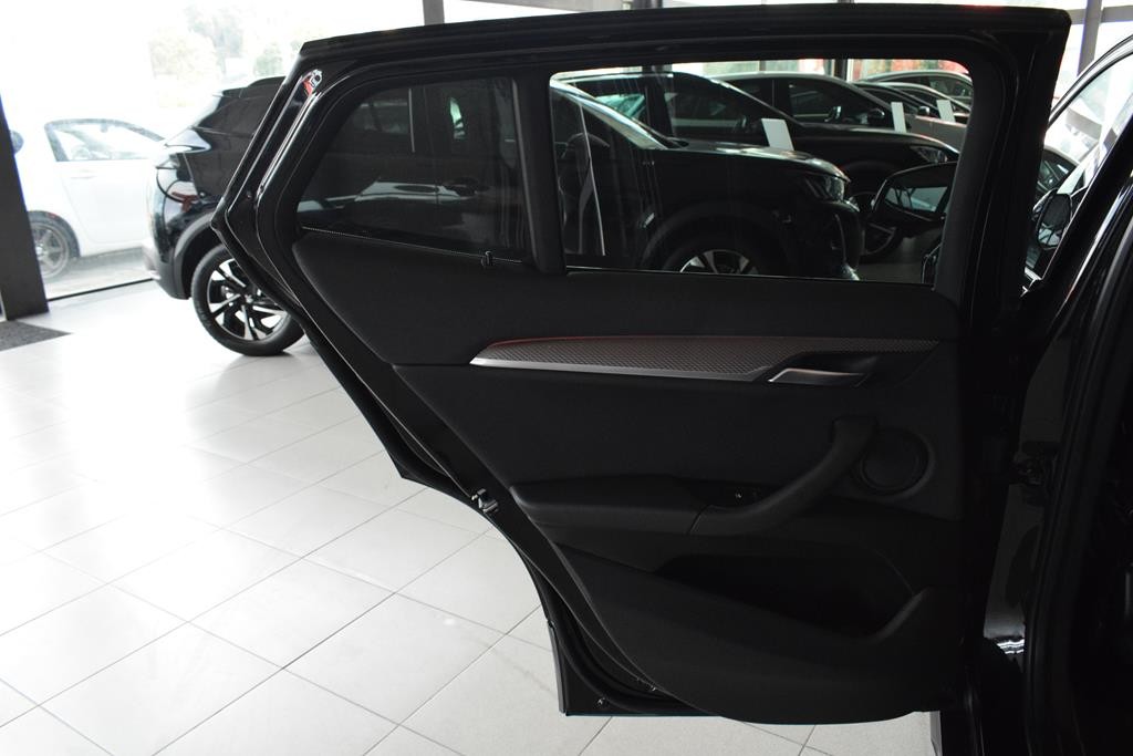 bmw-x2-2021-hibrido-a-gasolina-1499cc