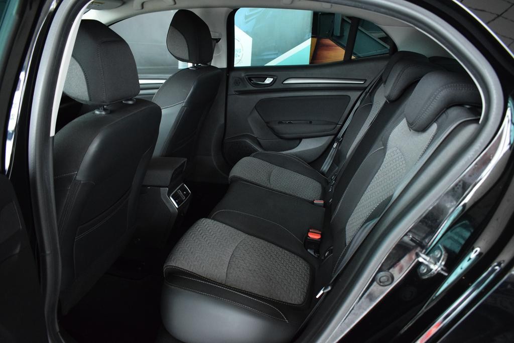 renault-megane-2021-diesel-1461cc