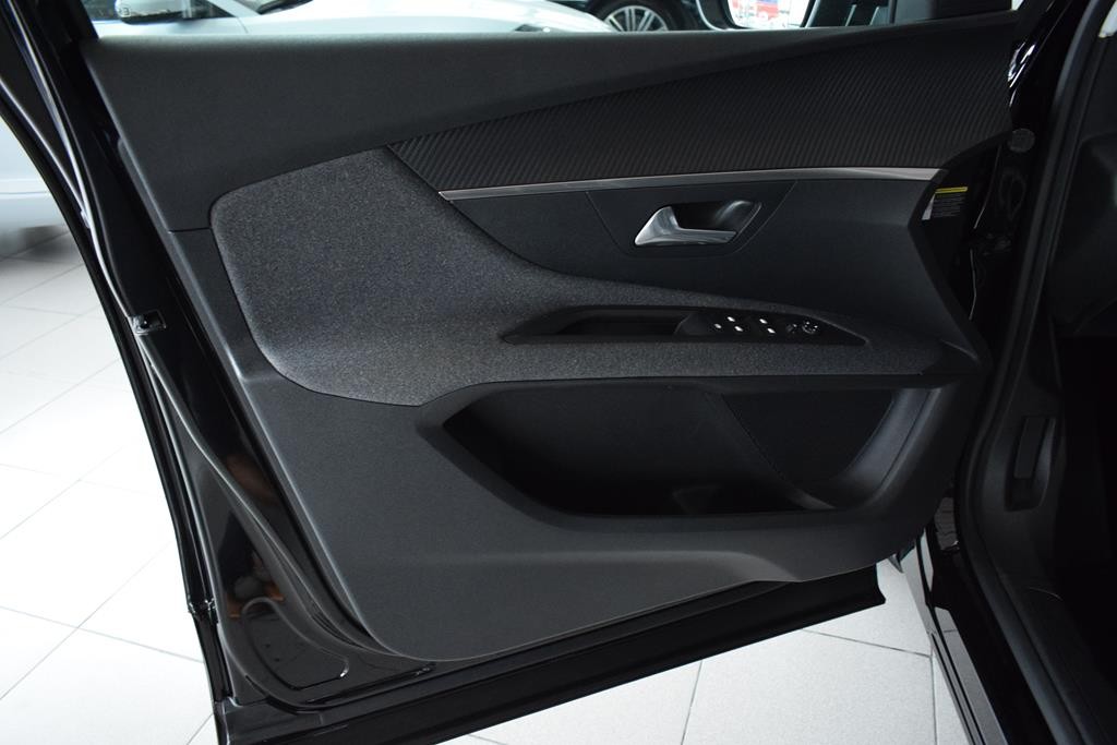 peugeot-3008-2018-diesel-1499cc