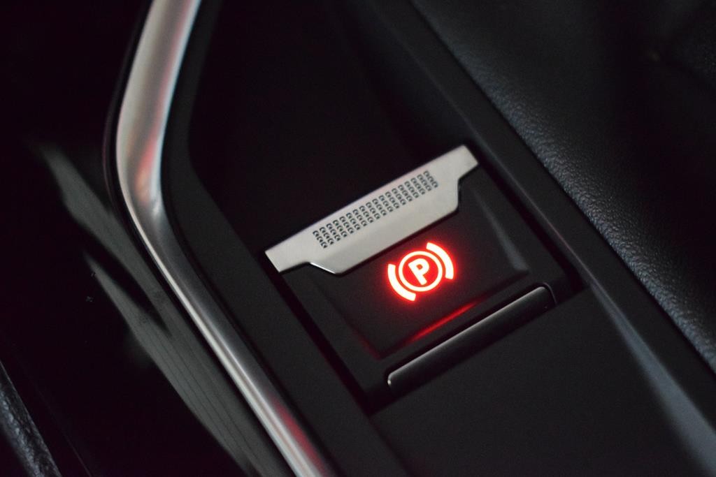 peugeot-3008-2018-diesel-1499cc