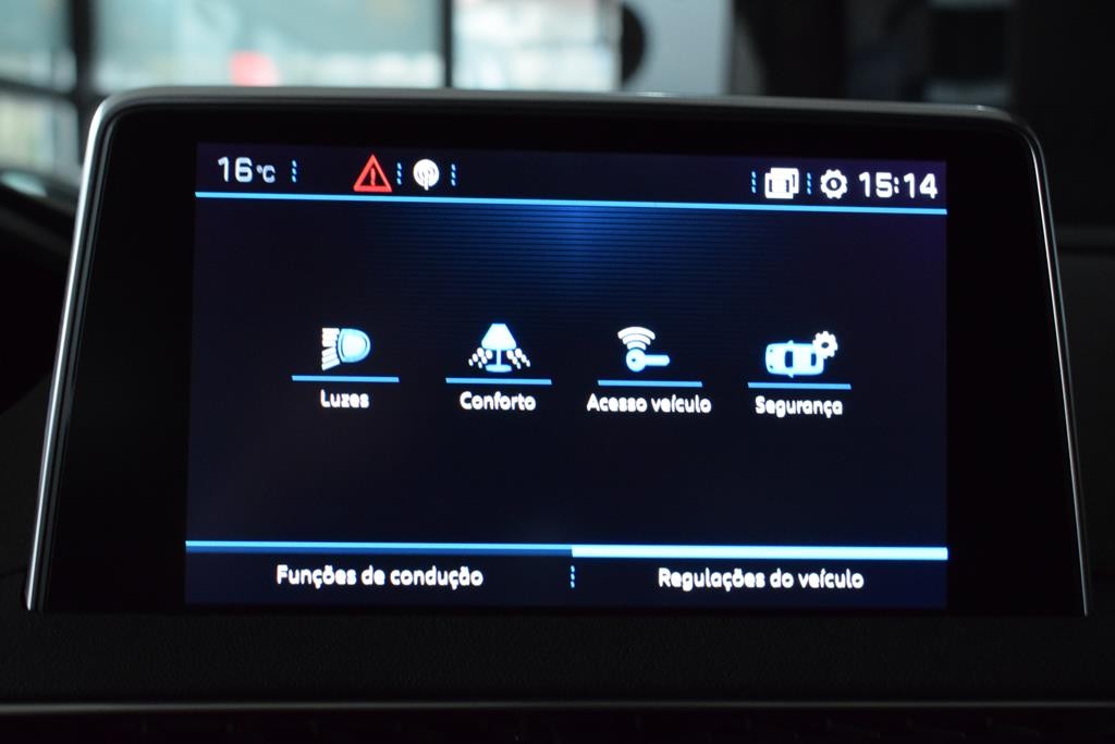 peugeot-3008-2018-diesel-1499cc