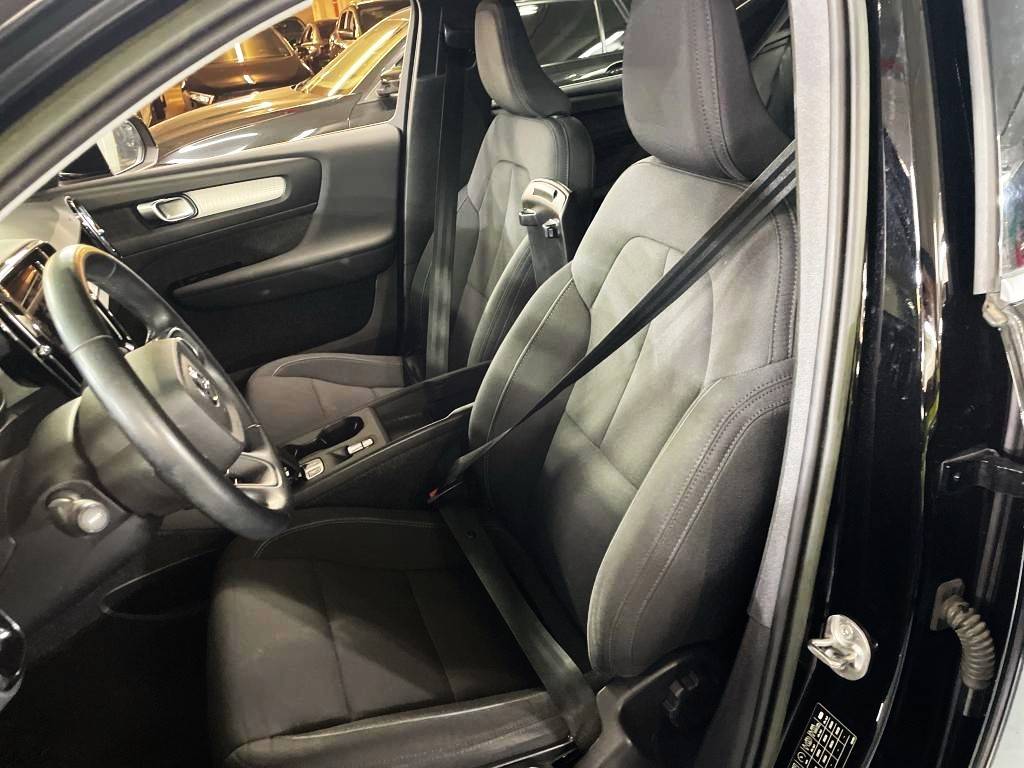volvo-xc40-2022-hibrido-a-gasolina-1477cc