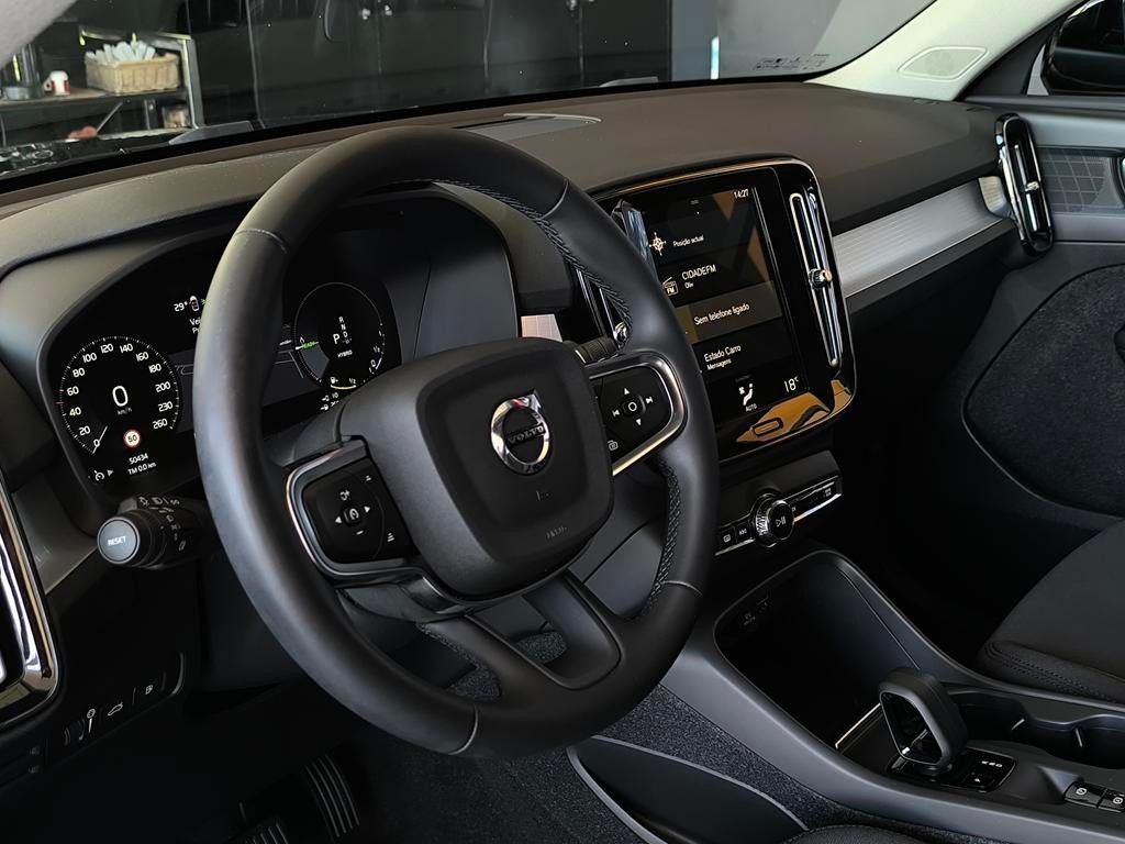 volvo-xc40-2022-hibrido-a-gasolina-1477cc