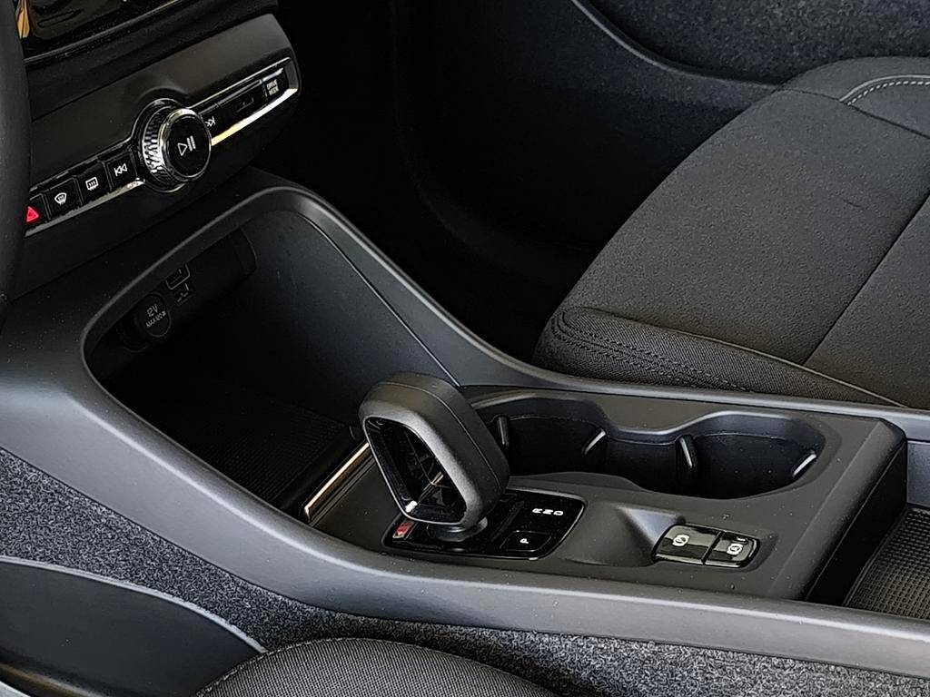 volvo-xc40-2022-hibrido-a-gasolina-1477cc