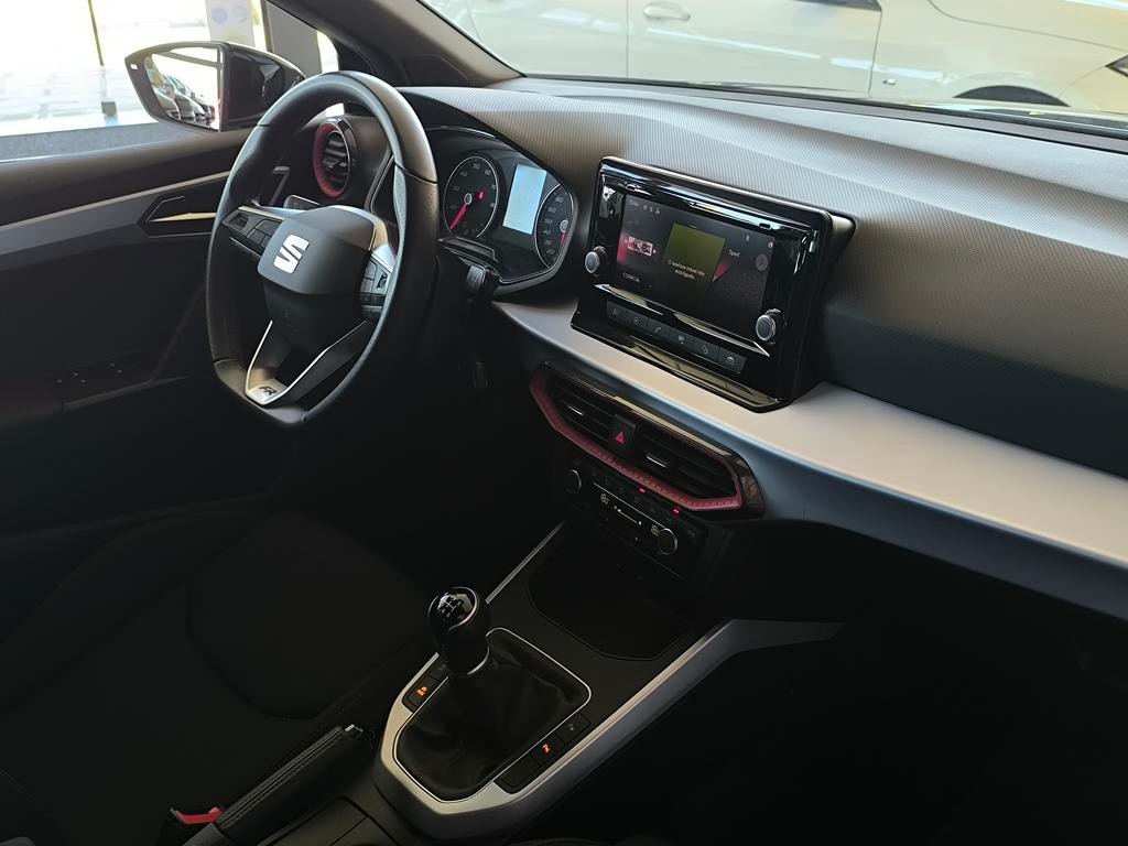 seat-arona-2022-gasolina-999cc
