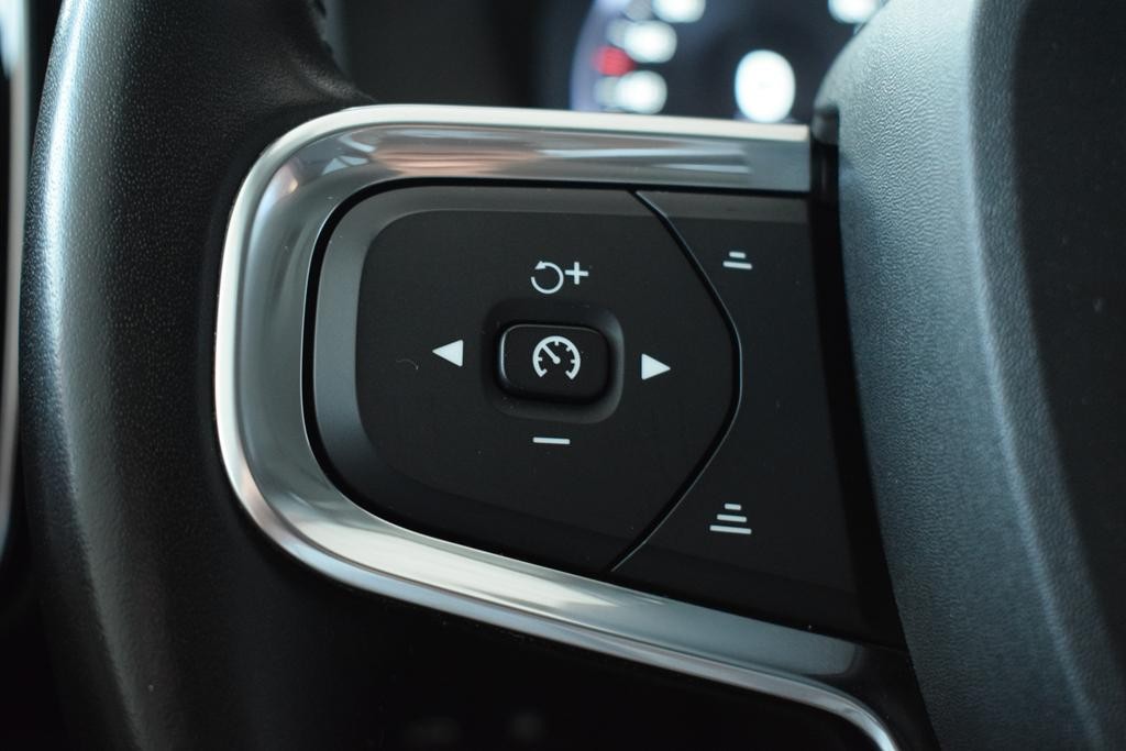 volvo-xc40-2020-hibrido-a-gasolina-1477cc