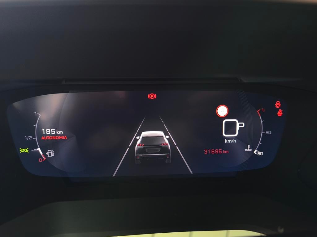 peugeot-2008-2021-diesel-1499cc