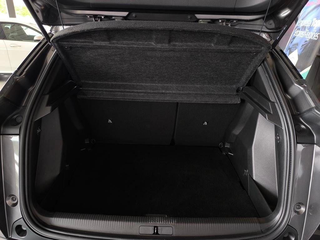 peugeot-2008-2021-diesel-1499cc