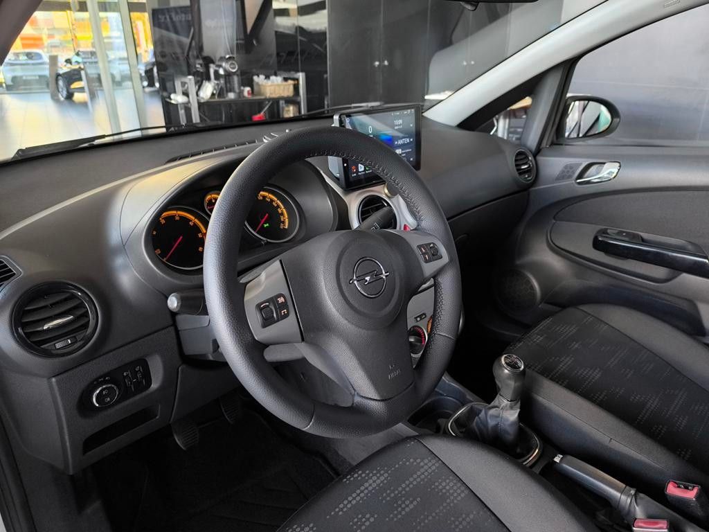opel-corsa-2011-diesel-1248cc