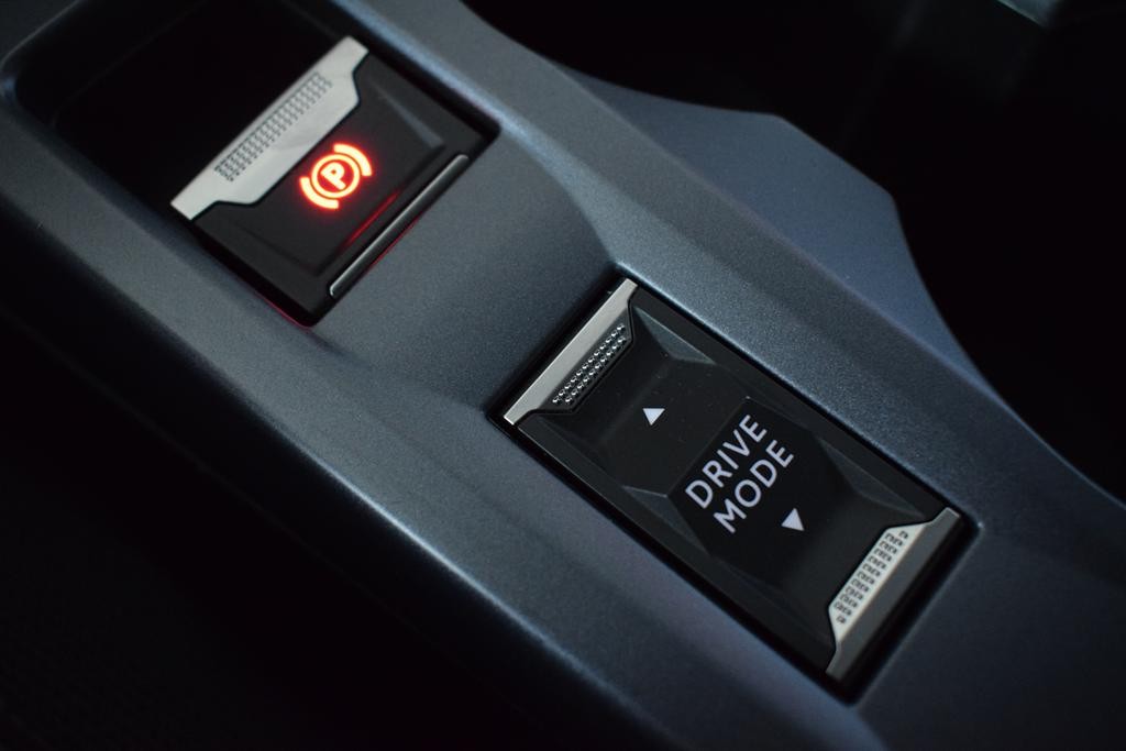 peugeot-2008-2020-diesel-1499cc