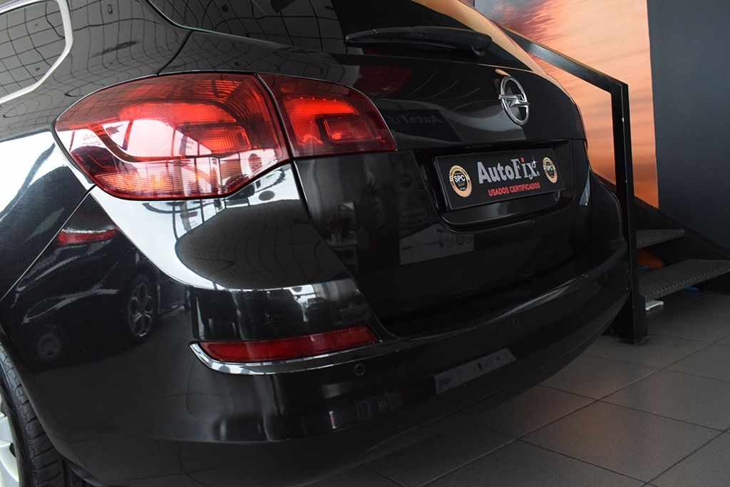 opel-astra-sport-tourer-2012-diesel-1686cc
