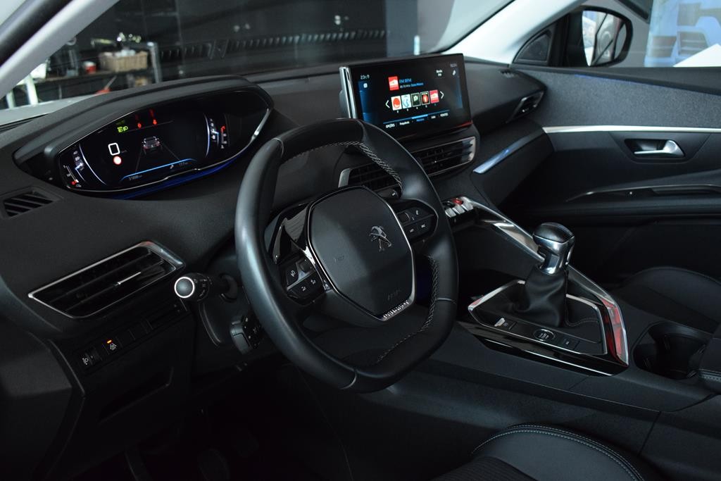 peugeot-3008-2021-diesel-1499cc