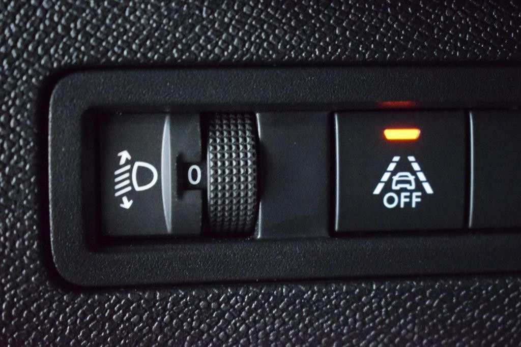 peugeot-3008-2021-diesel-1499cc