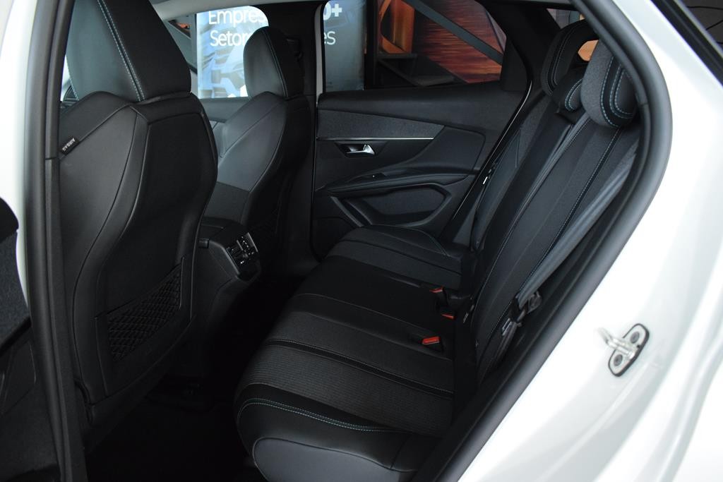 peugeot-3008-2021-diesel-1499cc