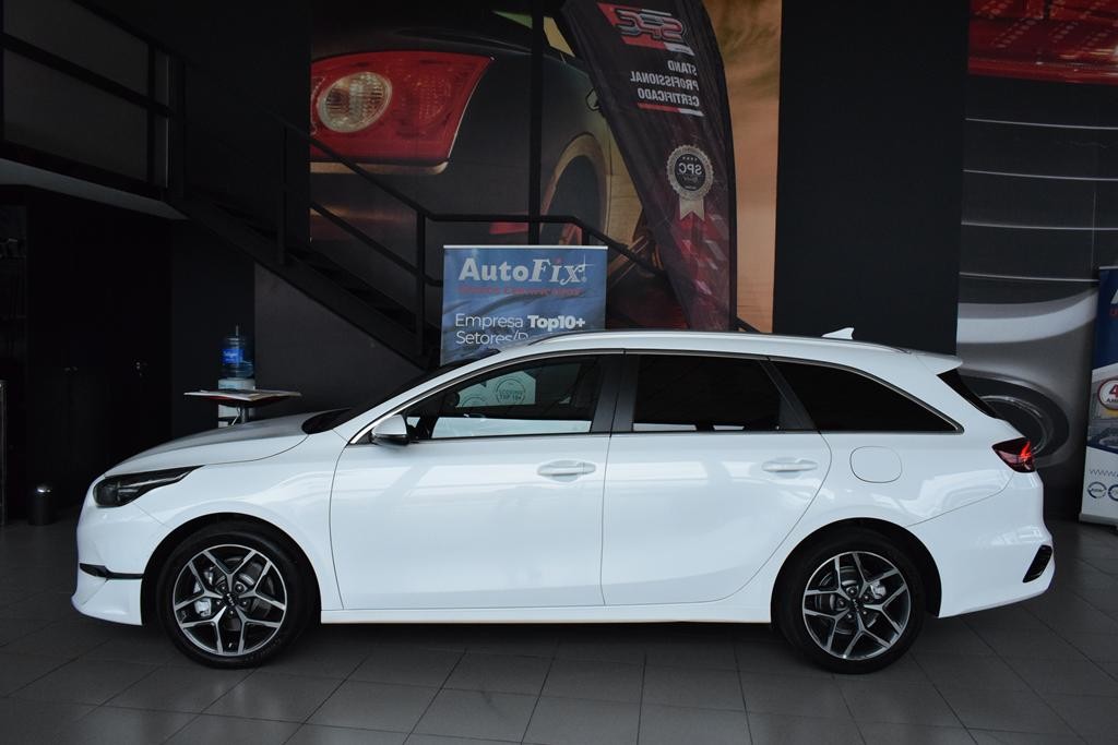 kia-ceed-sw-2023-diesel-1598cc
