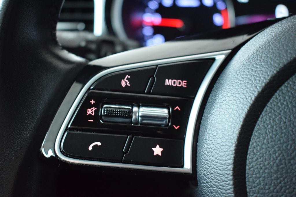 kia-ceed-sw-2023-diesel-1598cc