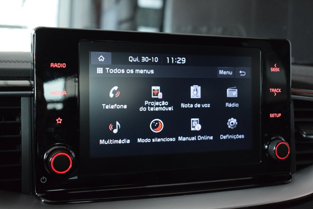 kia-ceed-sw-2023-diesel-1598cc