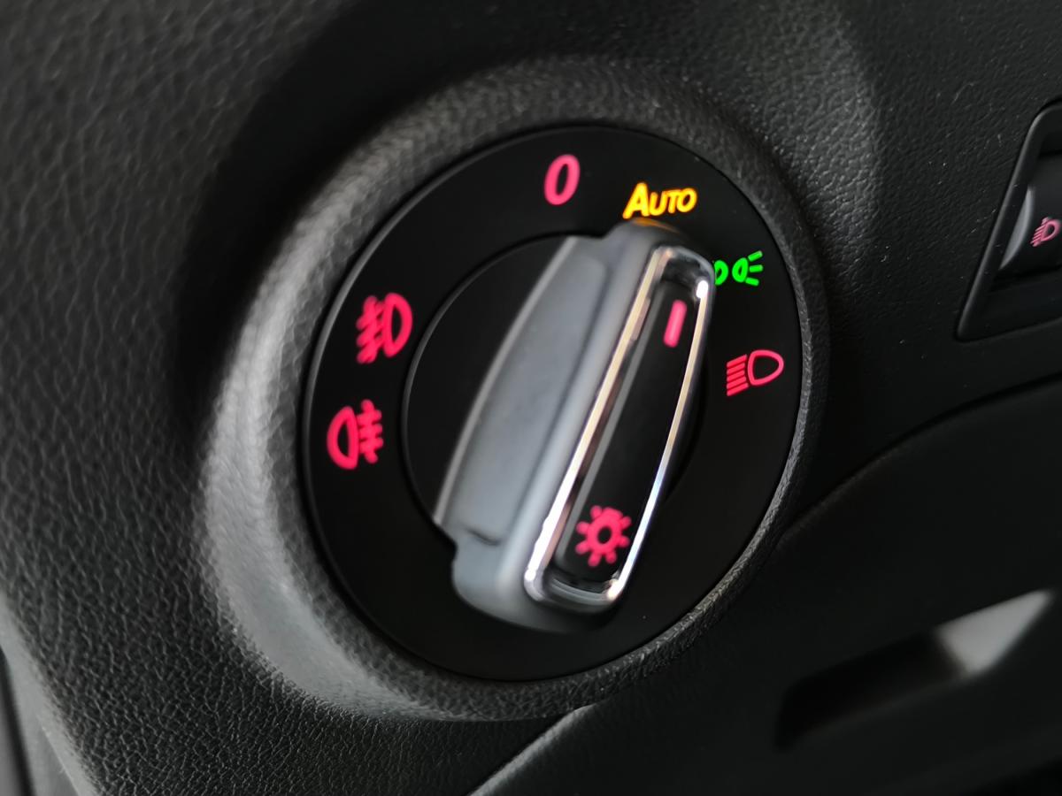 seat-leon-st-2015-diesel-1598cc
