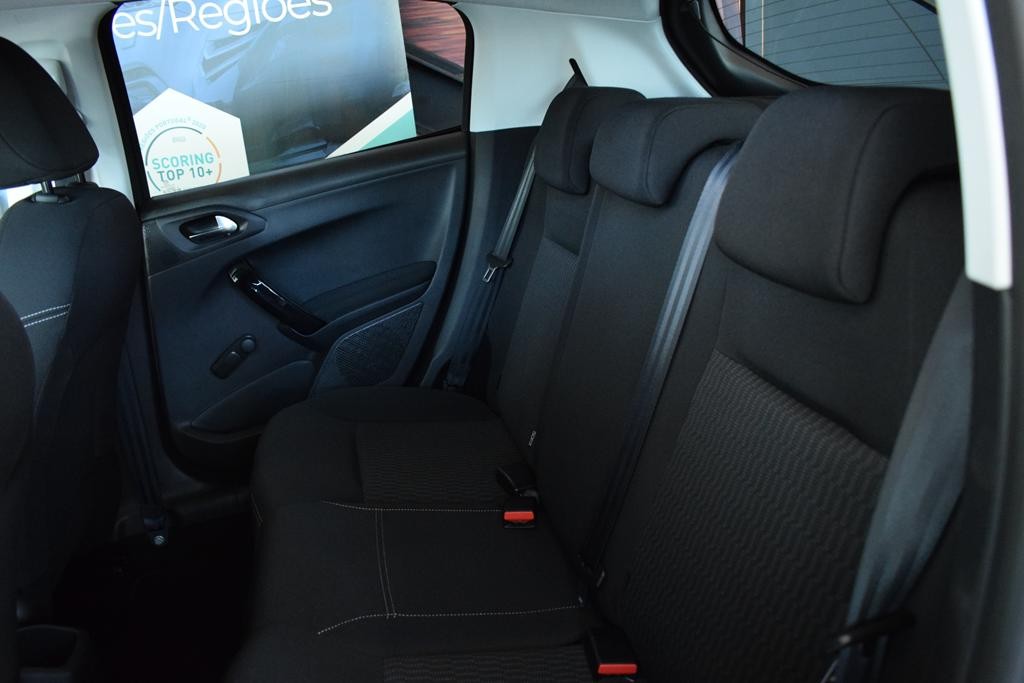 peugeot-208-2019-diesel-1499cc