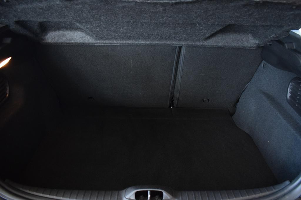 peugeot-208-2019-diesel-1499cc