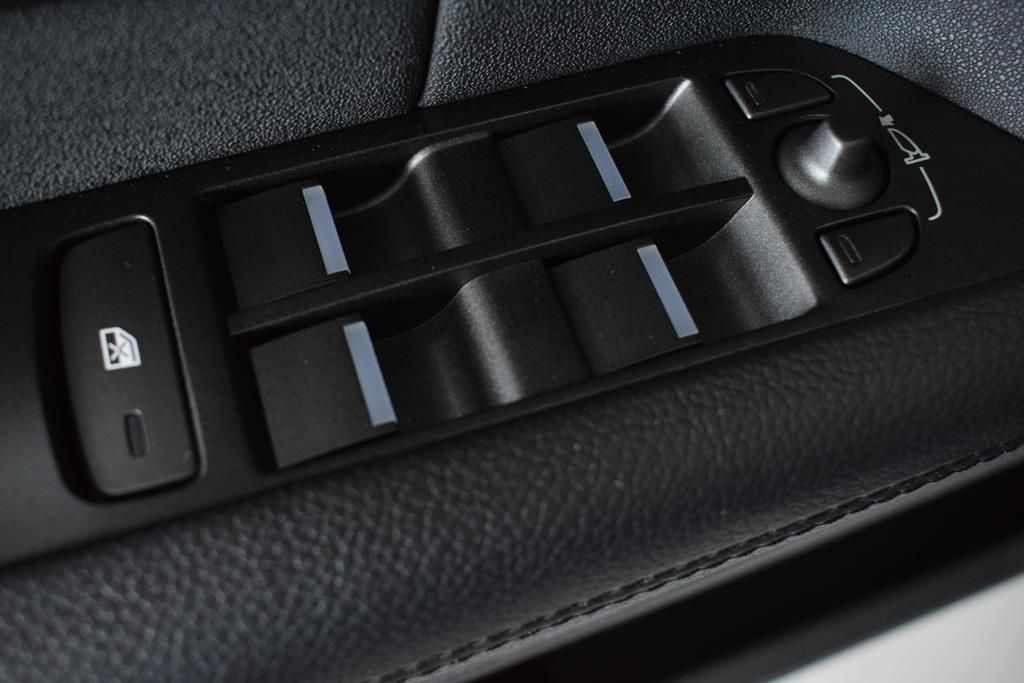 land-rover-range-rover-evoque-2016-diesel-1999cc