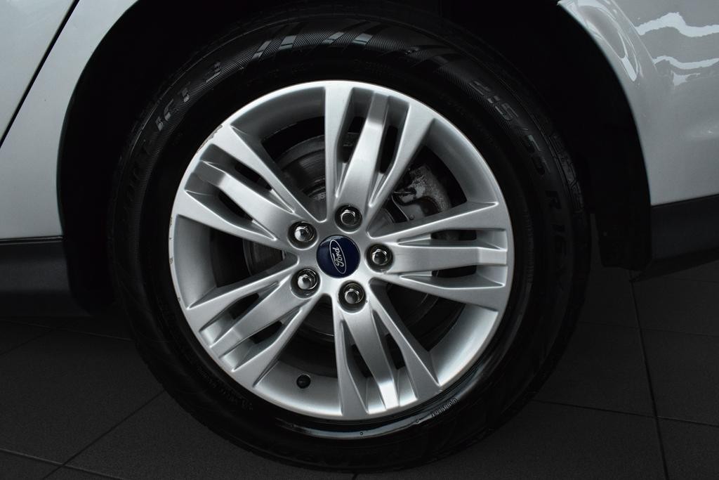 ford-focus-2012-diesel-1560cc
