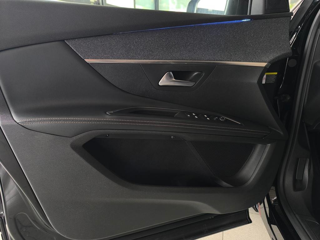 peugeot-5008-2019-diesel-1499cc
