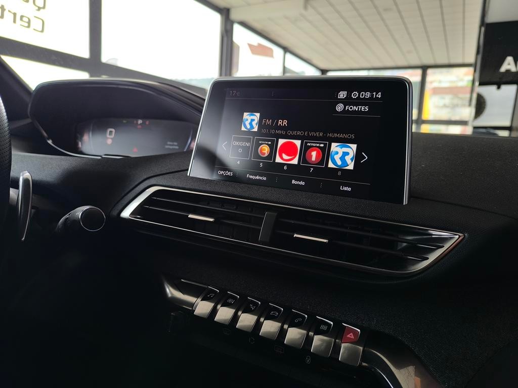 peugeot-5008-2019-diesel-1499cc