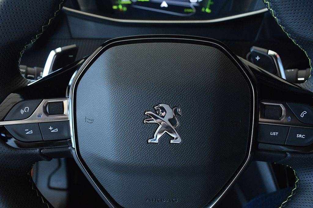 peugeot-2008-2022-diesel-1500cc