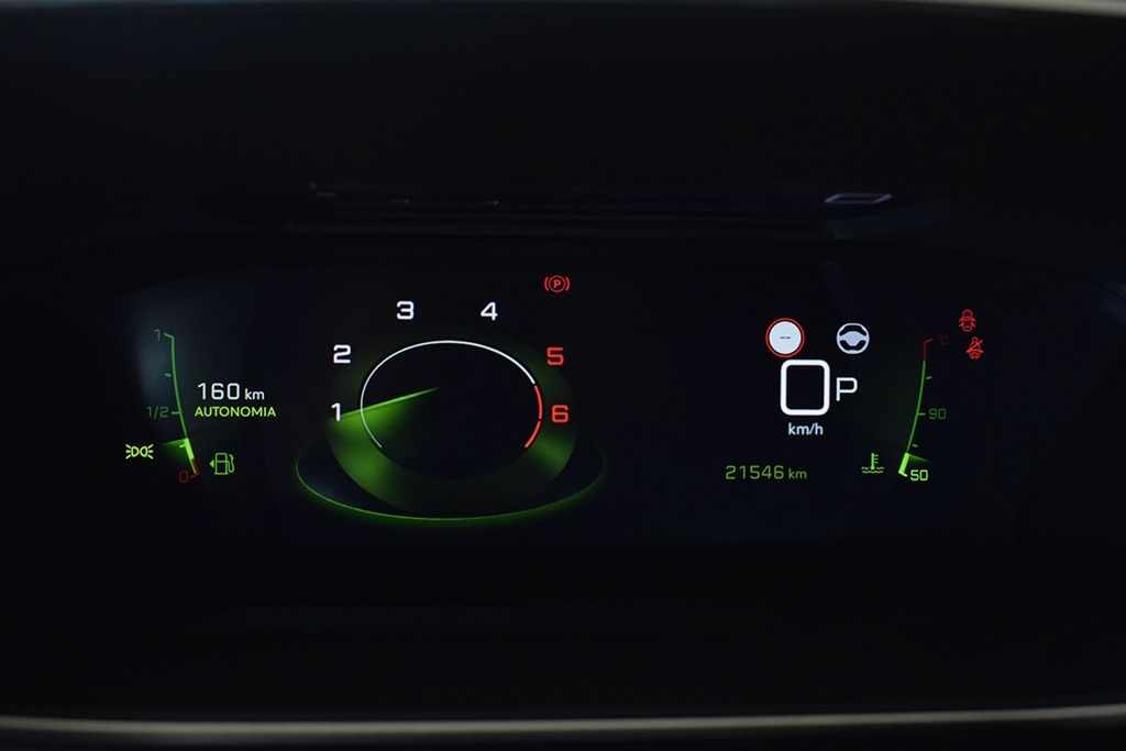 peugeot-2008-2022-diesel-1500cc