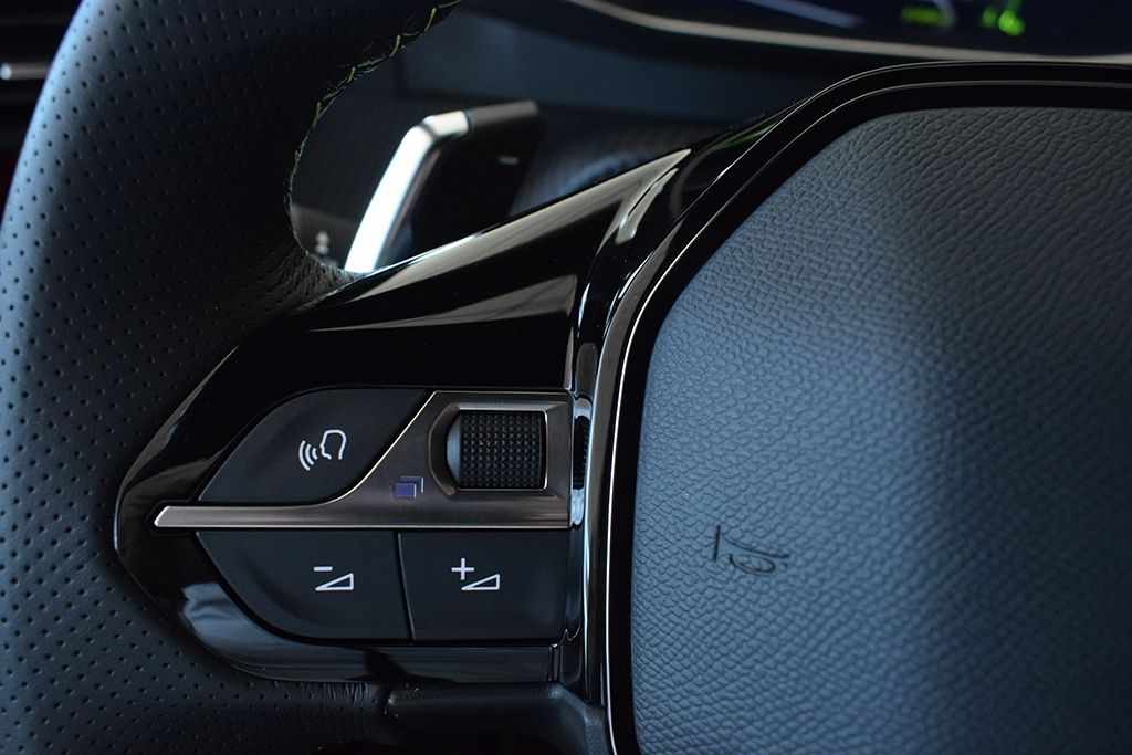 peugeot-2008-2022-diesel-1500cc