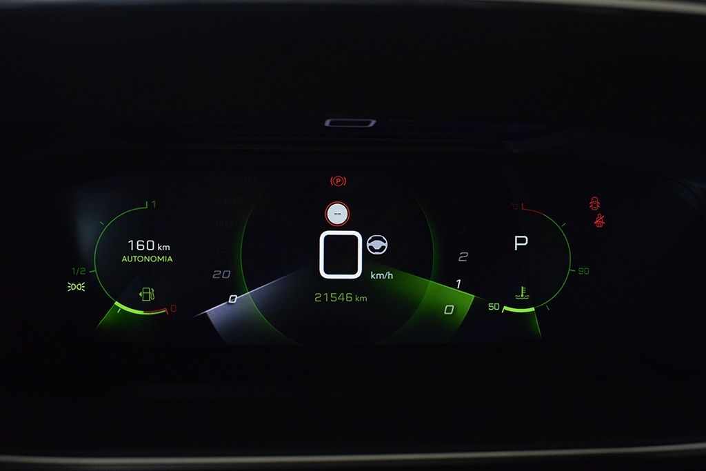 peugeot-2008-2022-diesel-1500cc