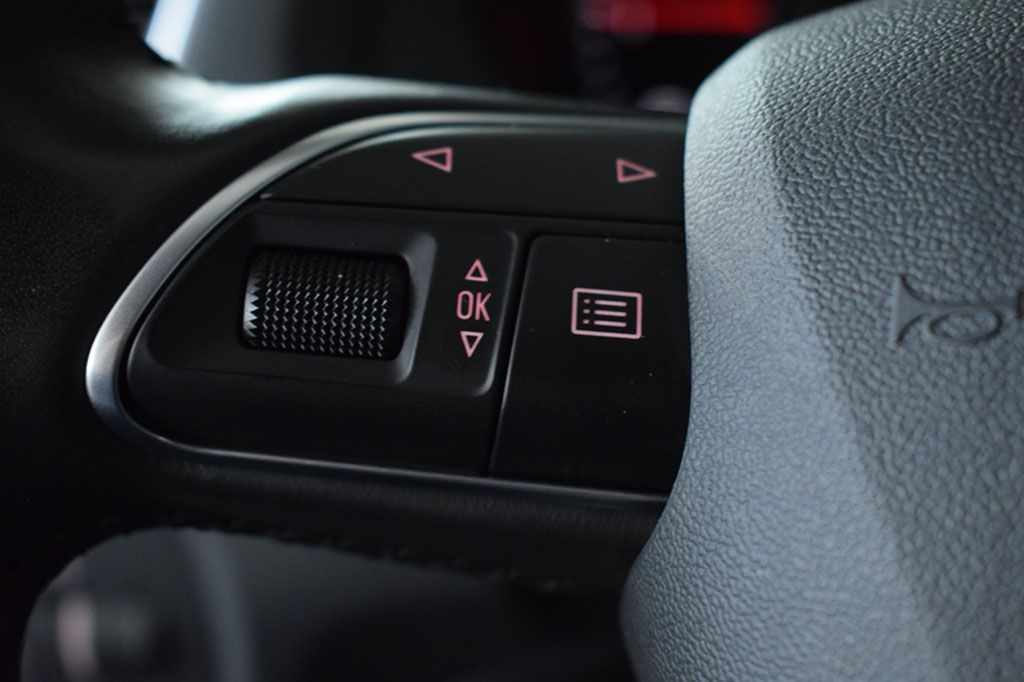 audi-q3-2017-diesel-1968cc