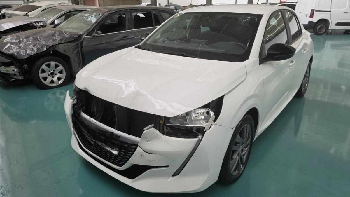 peugeot-208-1-2-puretech-2022-gasolina-1199cc