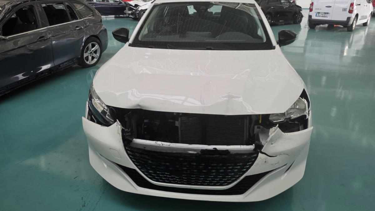 peugeot-208-1-2-puretech-2022-gasolina-1199cc