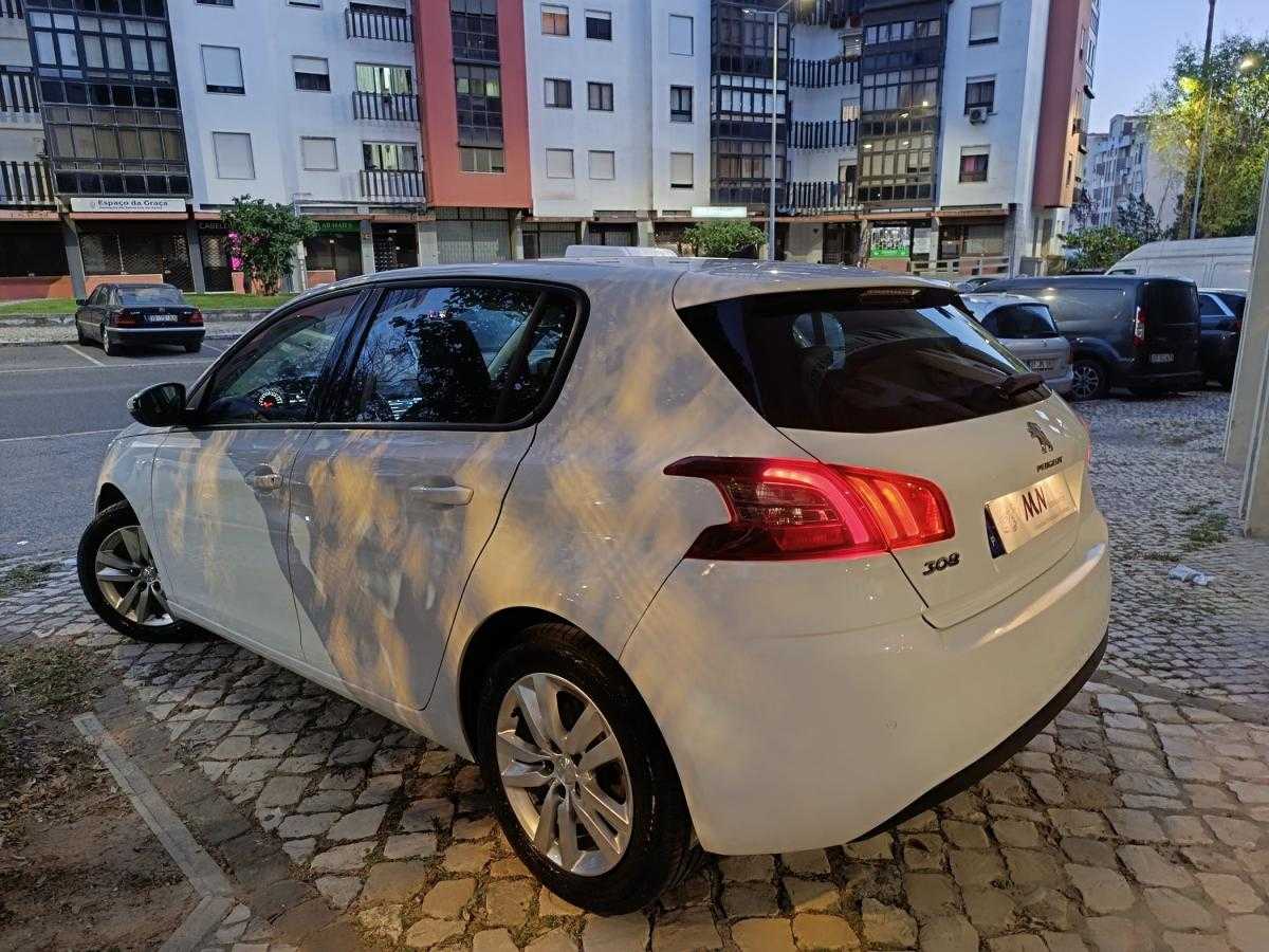 peugeot-308-2021-gasolina-1199cc
