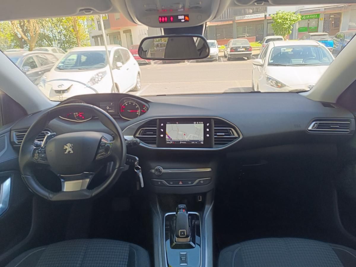 peugeot-308-2021-gasolina-1199cc