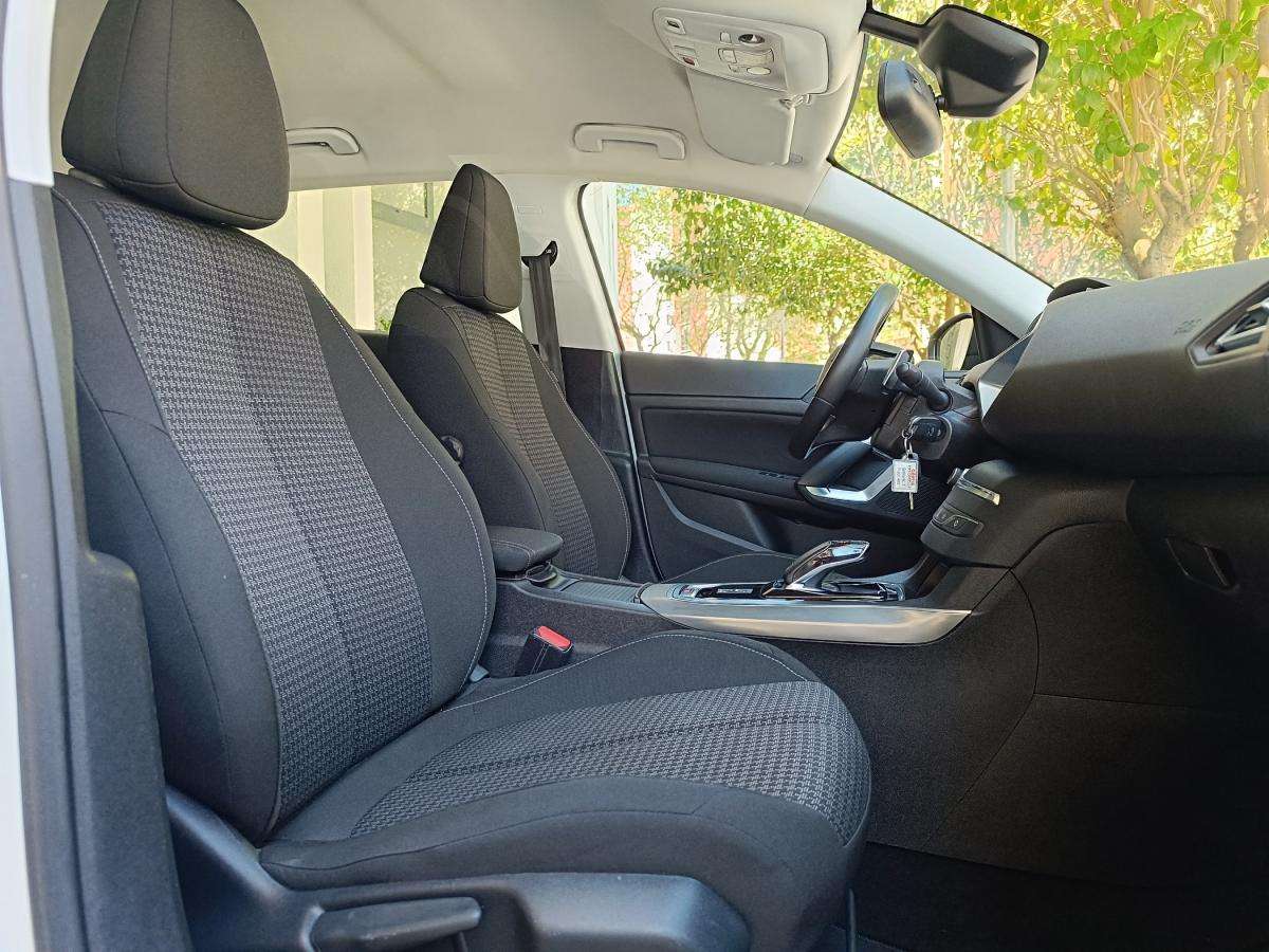 peugeot-308-2021-gasolina-1199cc