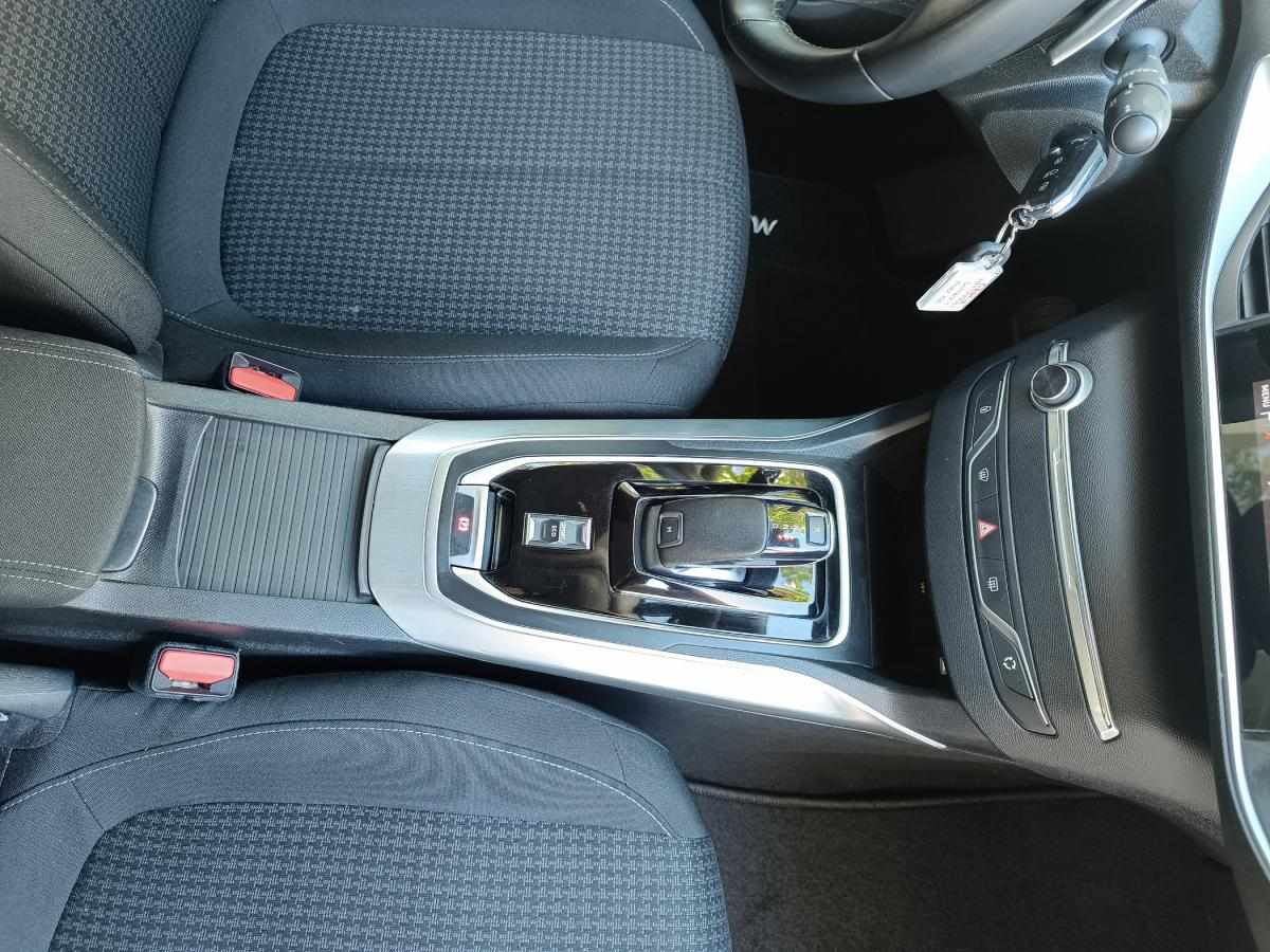 peugeot-308-2021-gasolina-1199cc