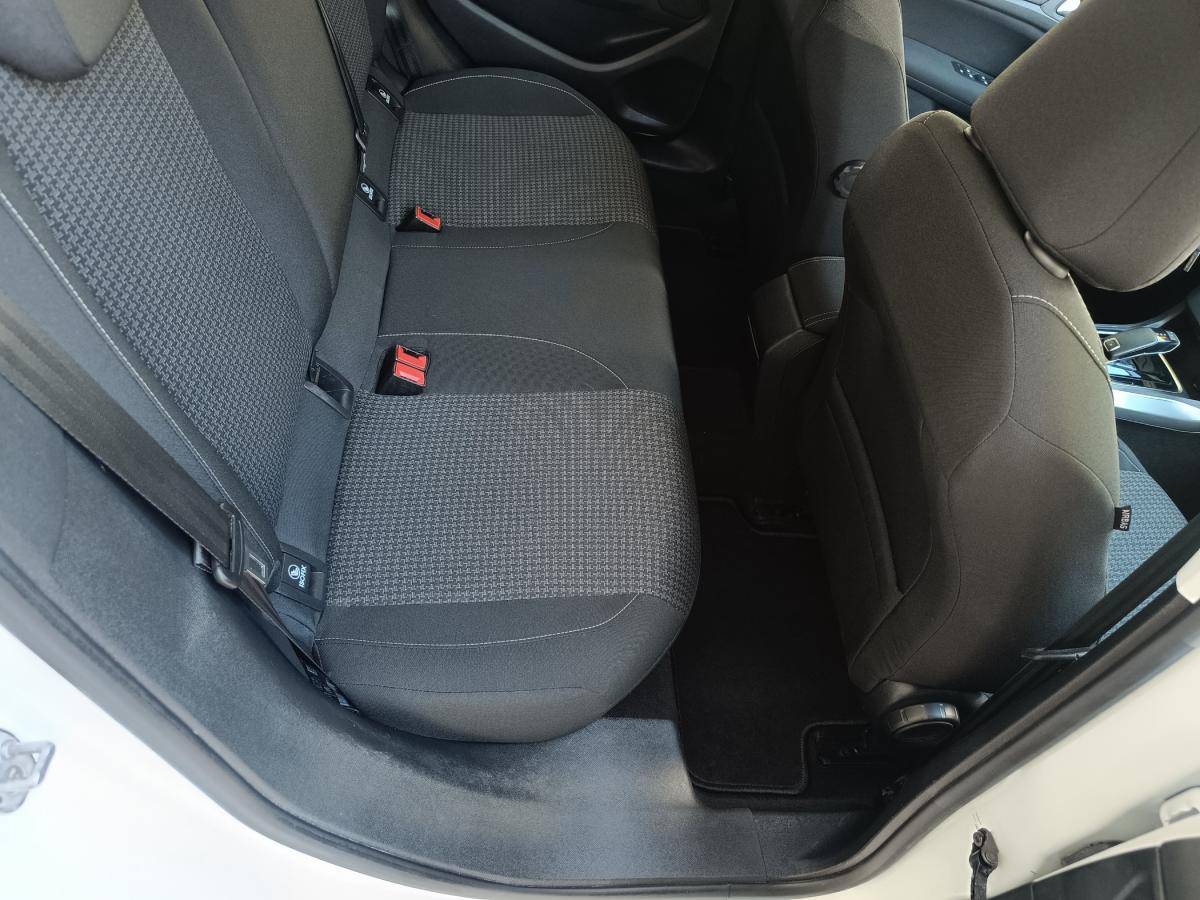 peugeot-308-2021-gasolina-1199cc