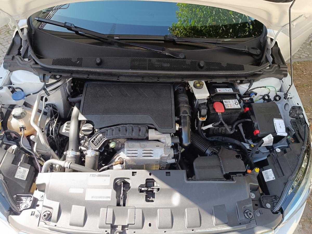 peugeot-308-2021-gasolina-1199cc