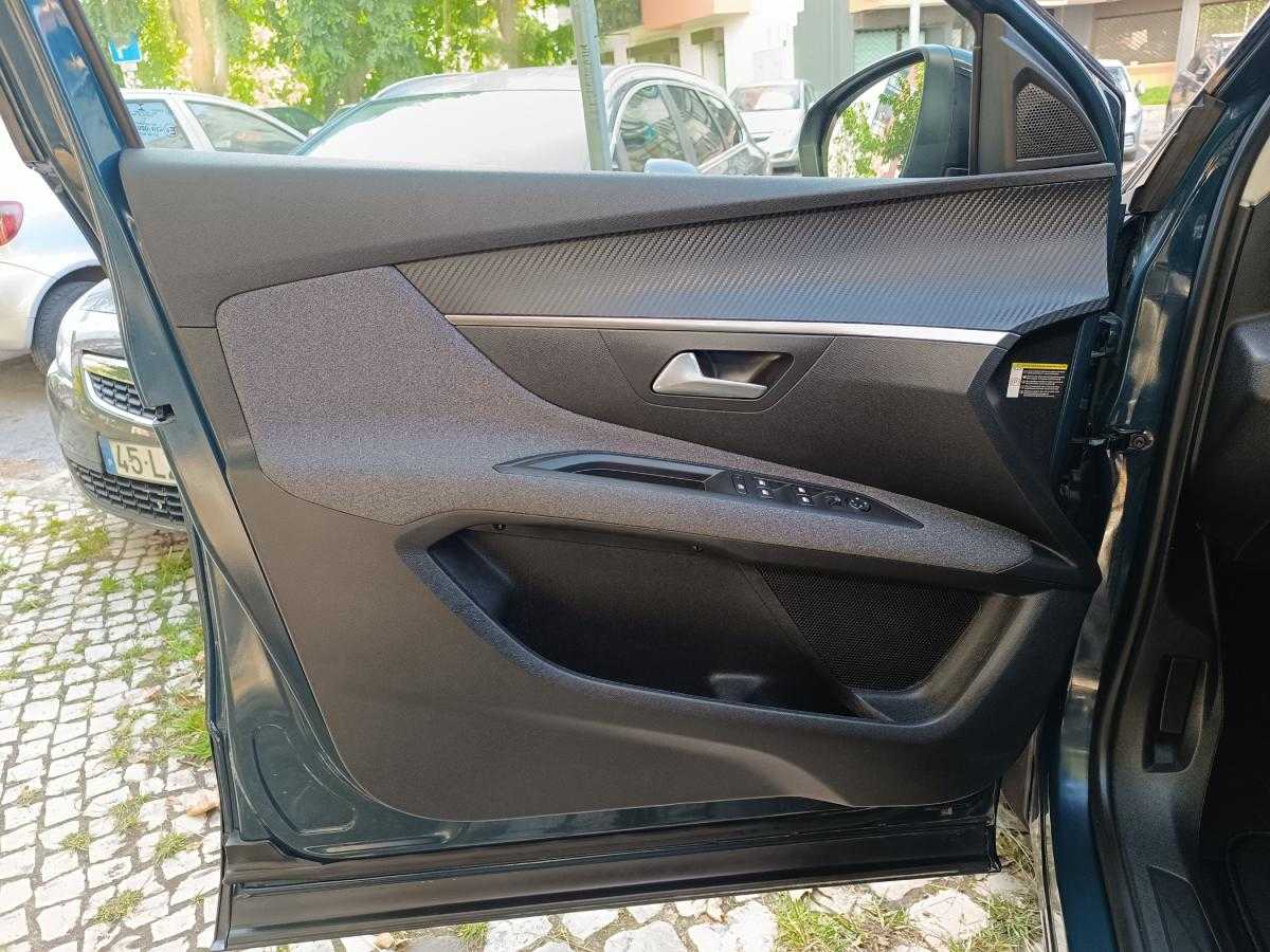 peugeot-3008-2022-gasolina-1199cc