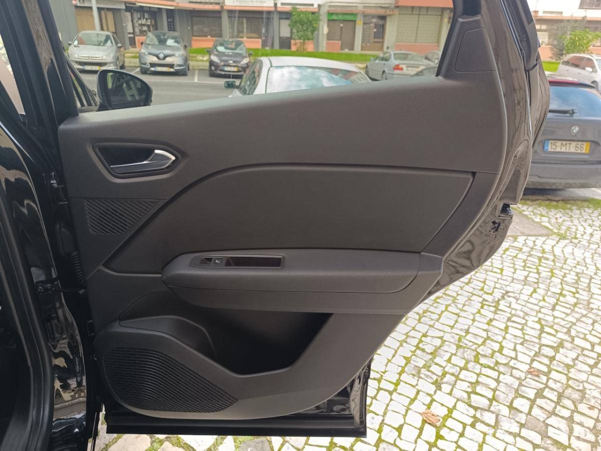 renault-captur-2024-gpl-999cc