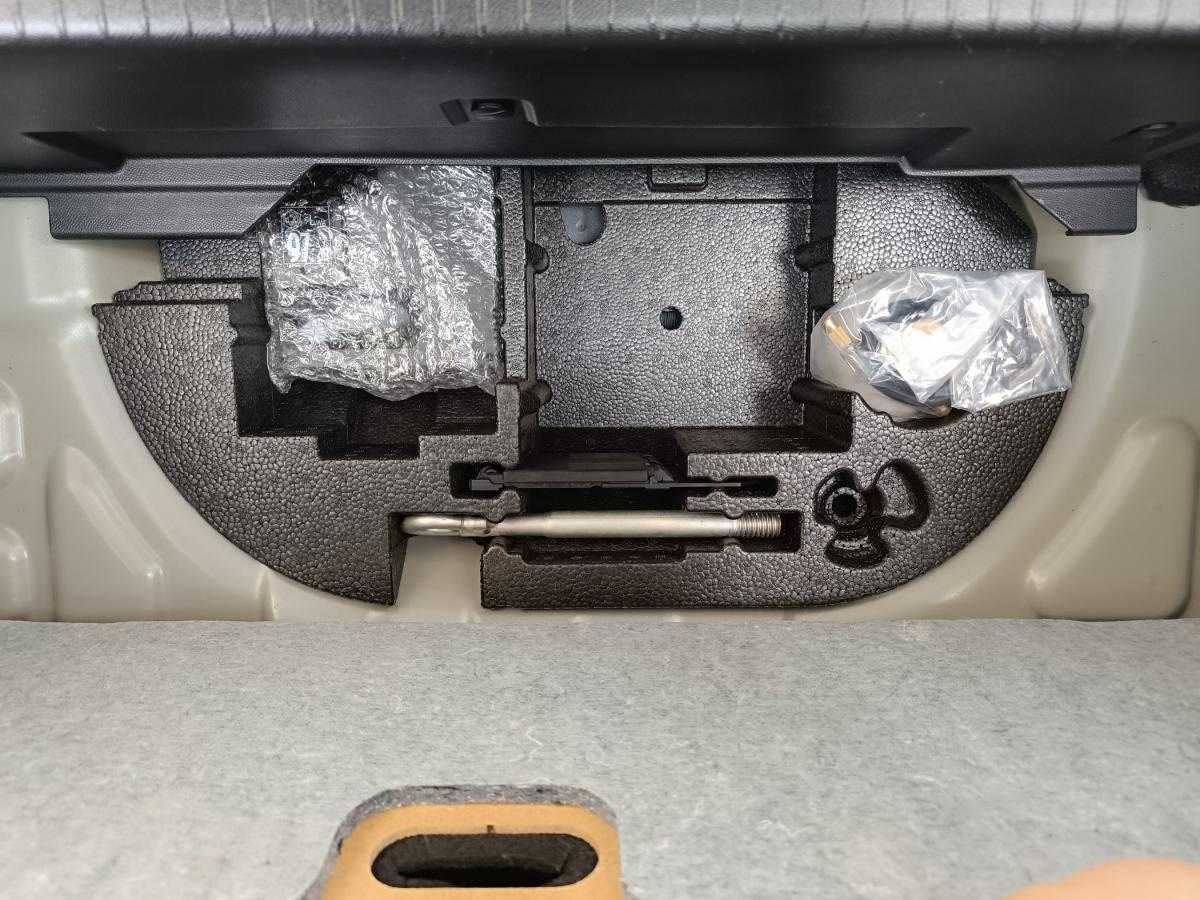 peugeot-208-2022-eletrico-0cc