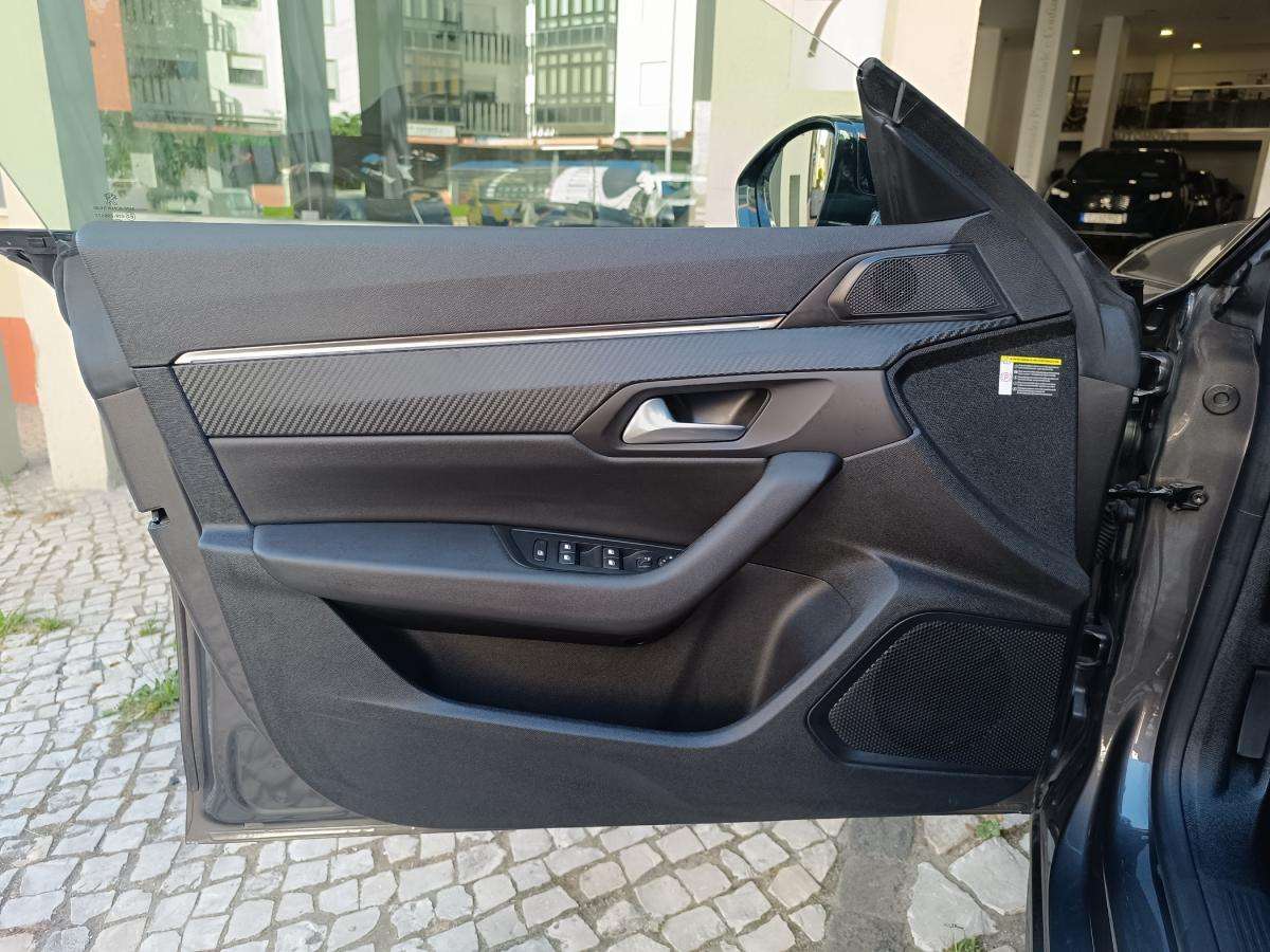 peugeot-508-2023-hibrido-a-gasolina-1598cc