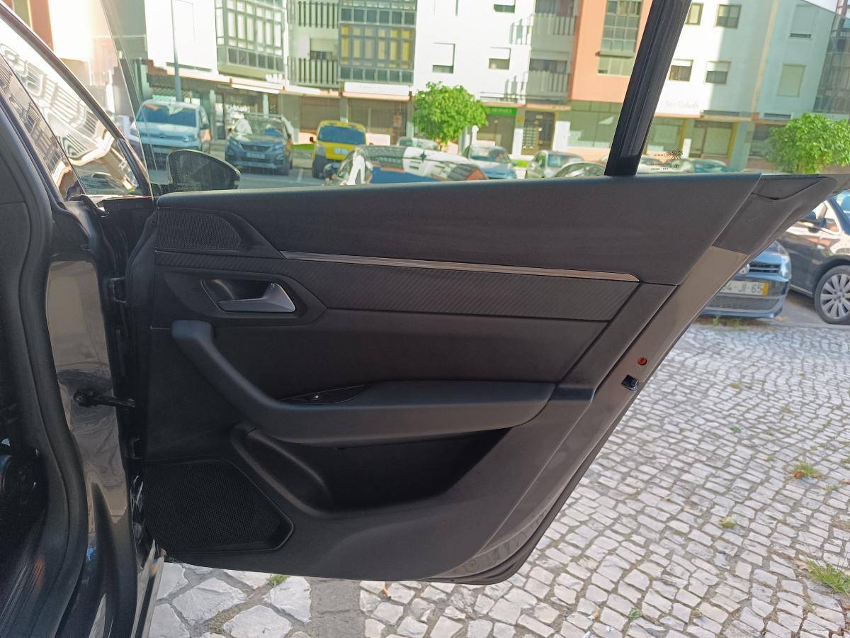 peugeot-508-2023-hibrido-a-gasolina-1598cc