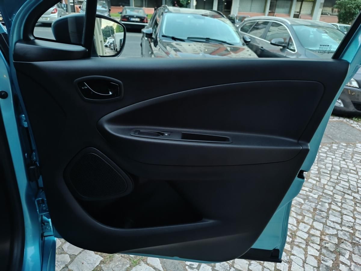 renault-zoe-2022-eletrico-0cc