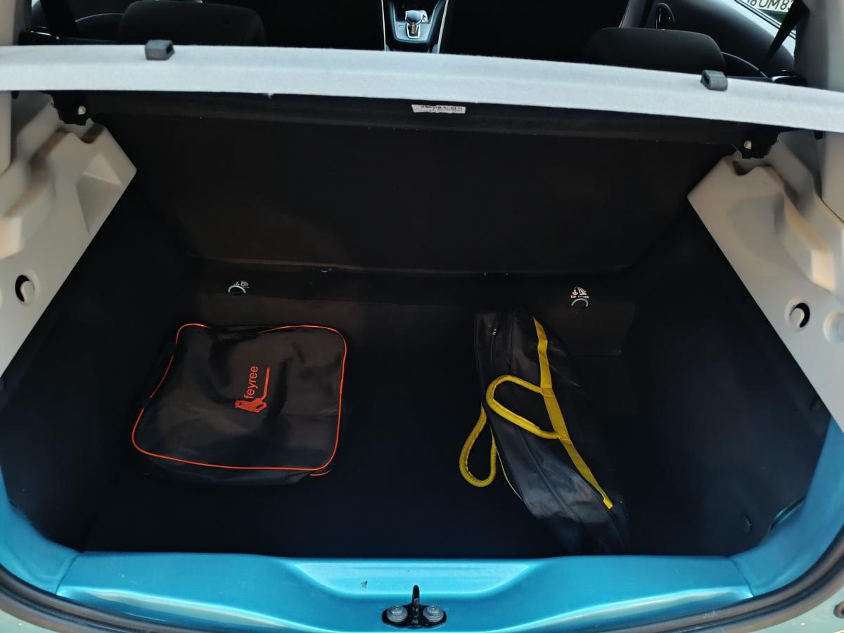 renault-zoe-2022-eletrico-0cc